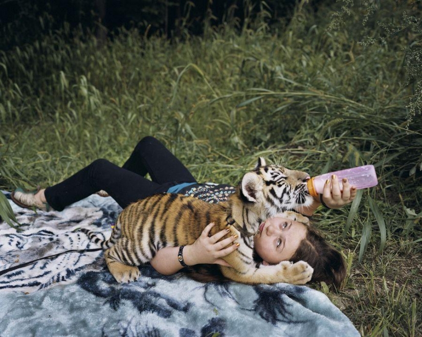 The world Amelia — a girl and her animals