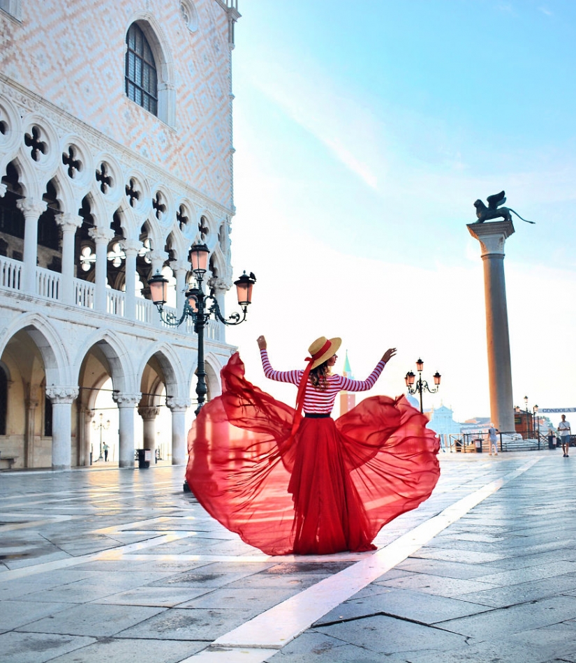 The world is under the skirt: the Russian traveler has conquered instagram photos to airy dresses The world is under the skirt: the Russian traveler has conquered instagram photos to airy dresses