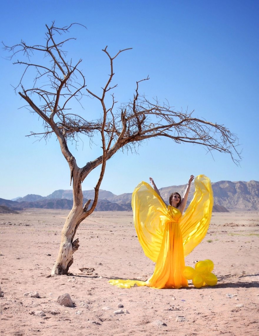 The world is under the skirt: the Russian traveler has conquered instagram photos to airy dresses The world is under the skirt: the Russian traveler has conquered instagram photos to airy dresses