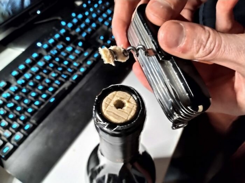 These people quarantined are in worse conditions than you!