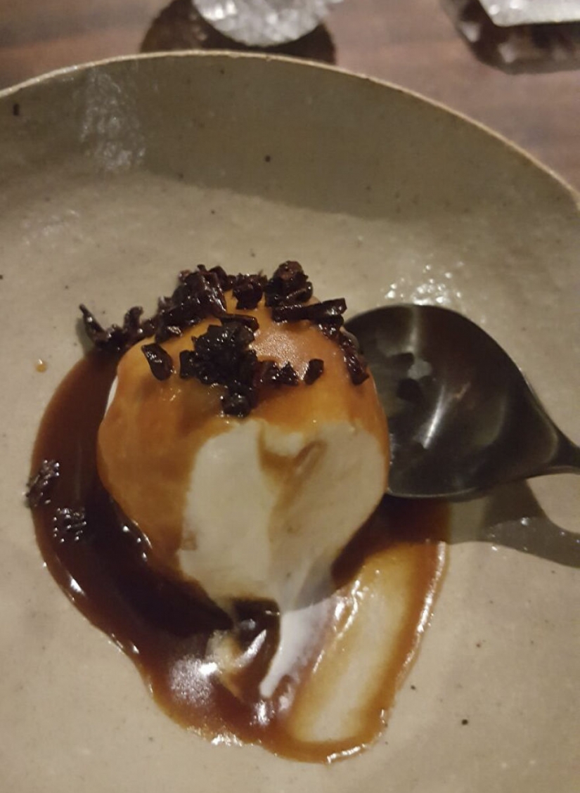 This is deflope: student lunch $ 600, and that's what brought her