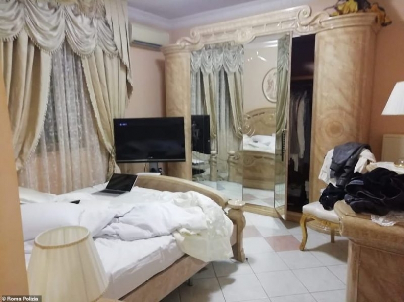 To confiscate and destroy: in Italy, the demolition of the Villa Roma mafia family