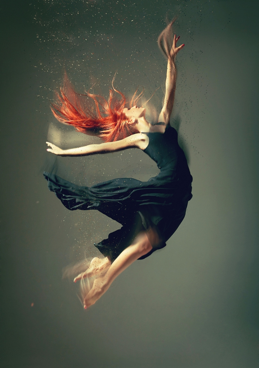 To dissolve in the movement, the Dancers in the lens Pistola Wish