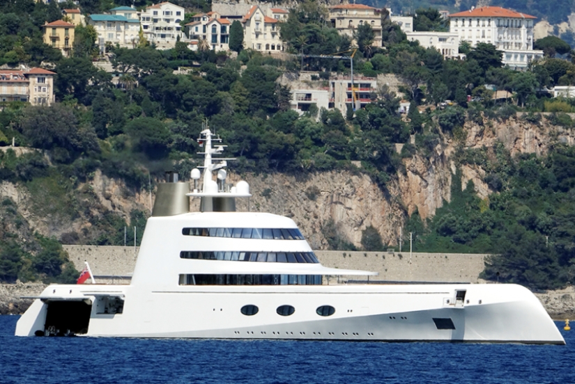 Toneladas de oro, hipódromos y huesos de dinosaurios: increíble ahorro de energía en los yates de lujo