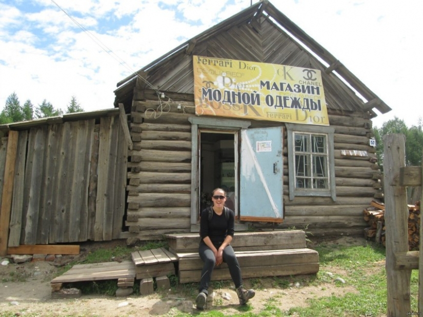 Trash outdoors: Russian village is very much alive Trash outdoors: Russian village is very much alive