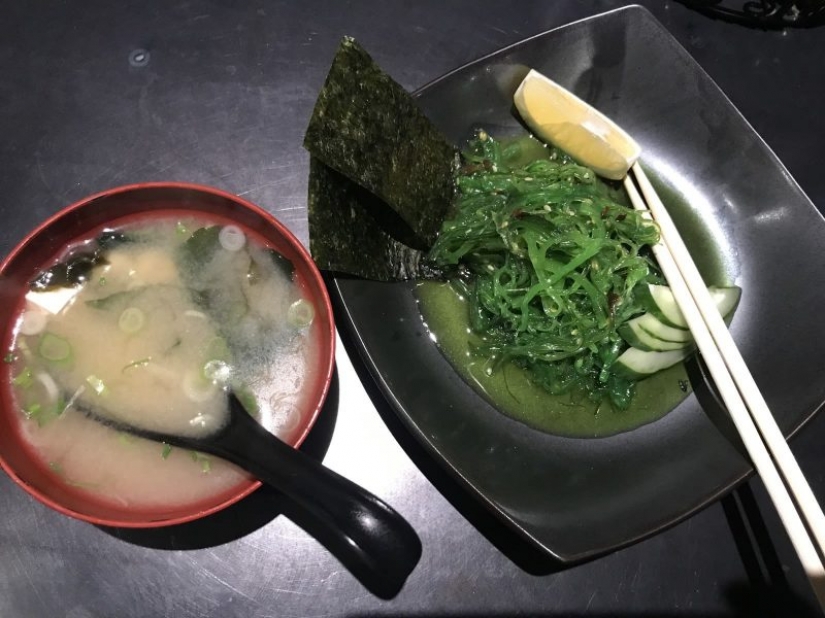 Un mes de estricto régimen de dieta Ariana Grande y el resultado