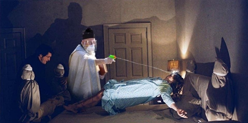 Un sacerdote en los Estados unidos bendice a la congregación con una pistola de agua y se convirtió en la estrella de las redes sociales Un sacerdote en los Estados unidos bendice a la congregación con una pistola de agua y se convirtió en la estrella de las redes sociales