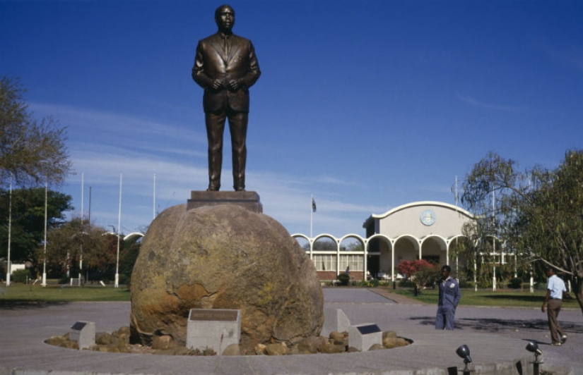Una historia de amor, que estaba en contra de todo el mundo Una historia de amor, que estaba en contra de todo el mundo