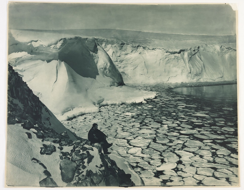 Unique photos from the first Australian Antarctic expedition 1911-1914 years