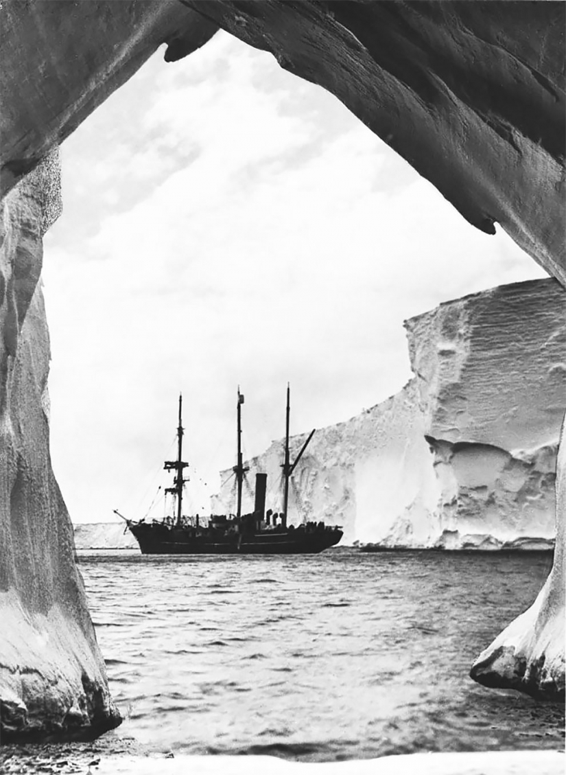 Unique photos from the first Australian Antarctic expedition 1911-1914 years