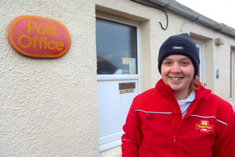 Uno de los nueve: la niña se trasladó a la isla de los jubilados y realiza el trabajo de nueve personas