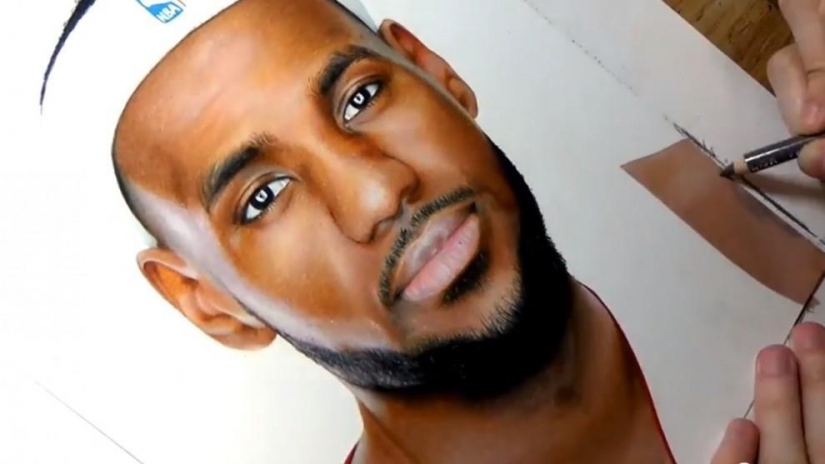 Unrealistic realistic drawings