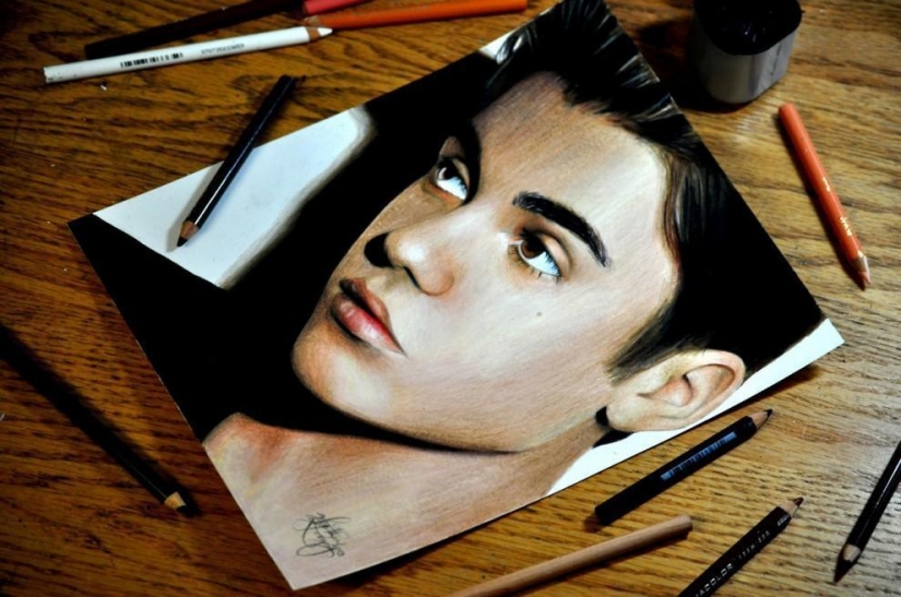 Unrealistic realistic drawings