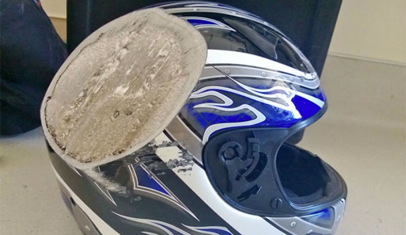 Watch your head: victims in accidents shared the photos of helmets that saved their lives