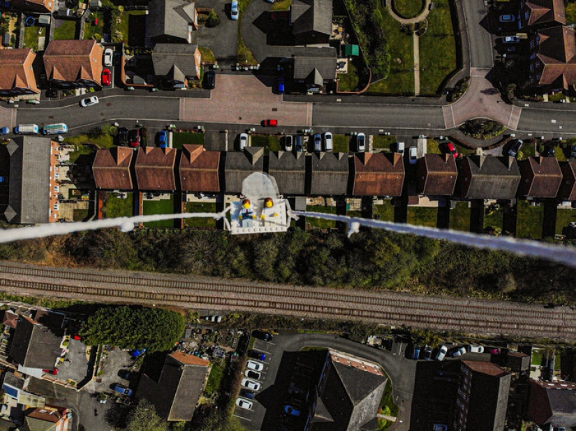 Wedding photographer in quarantine did a photo shoot LEGO figures