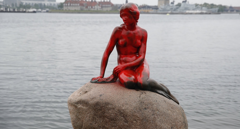 Why the Danish Mermaid is the suffering monument in the history