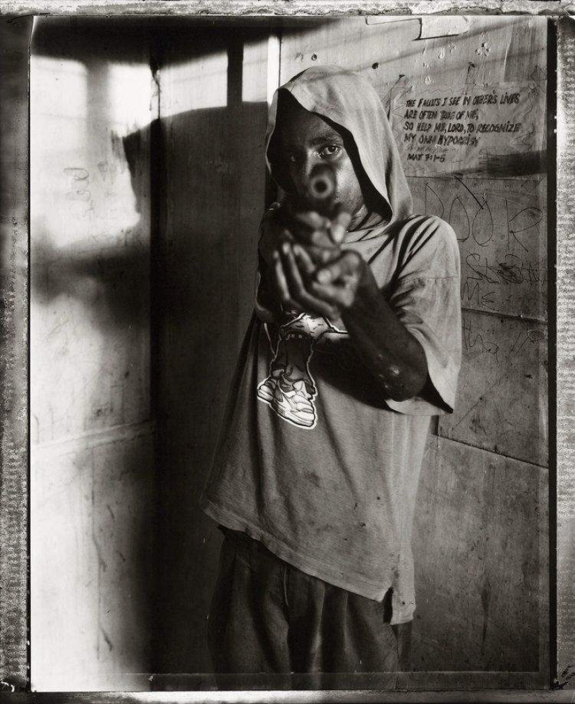 Wild customs: the everyday life of the youth of the gangs of Papua New Guinea Wild customs: the everyday life of the youth of the gangs of Papua New Guinea