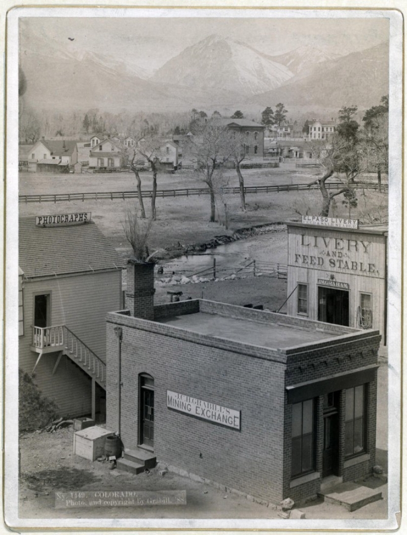 Wild West images John Robbed Wild West images John Robbed