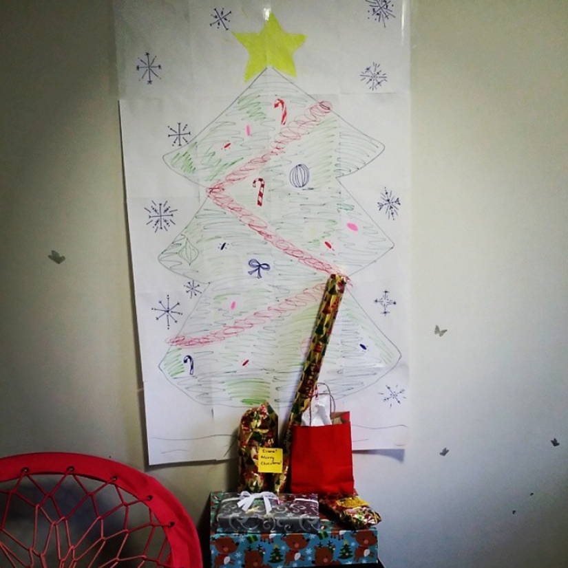 "Will do!" 20 crazy Christmas parties, which were due to laziness-mother