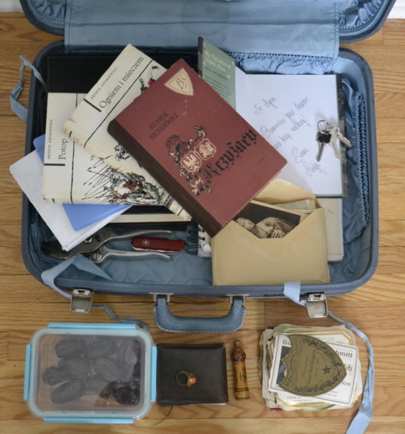 You have 3 seconds to answer: what did you take away from a burning house? You have 3 seconds to answer: what did you take away from a burning house?