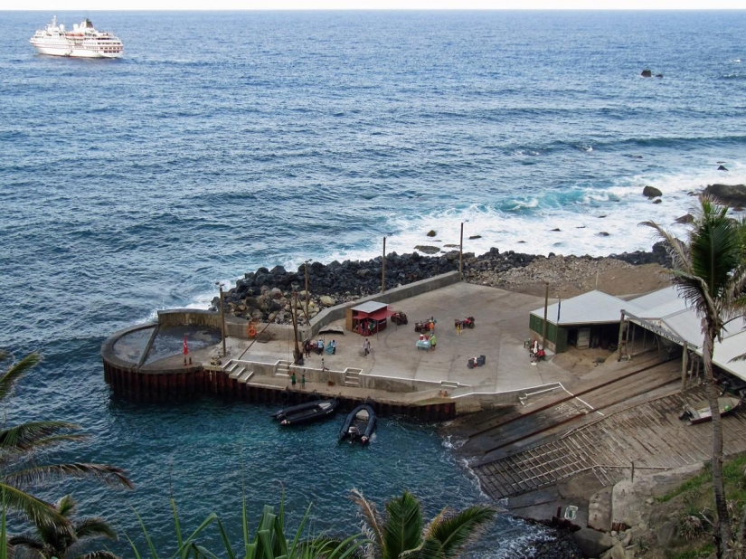 10 coolest places on the planet that are devoid of mobile communication