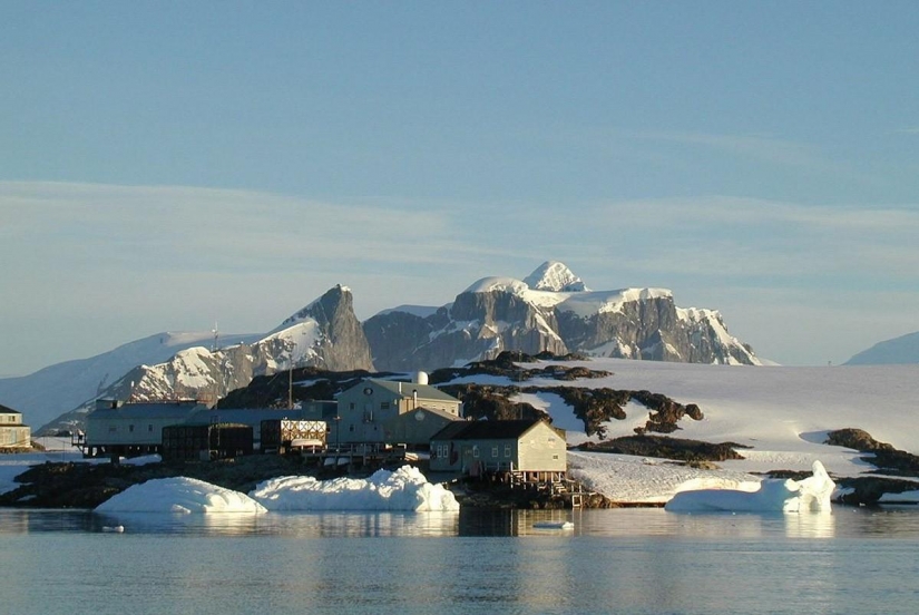 10 coolest places on the planet that are devoid of mobile communication