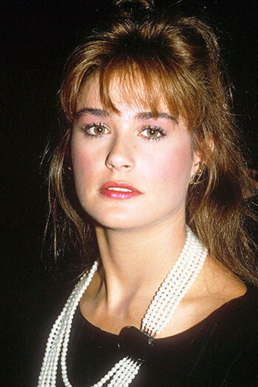 10 estrellas que han tenido cirugía plástica de mentón 10 estrellas que han tenido cirugía plástica de mentón