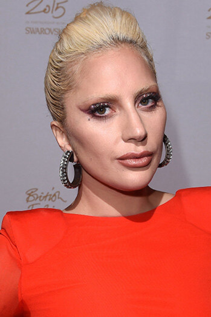 10 estrellas que han tenido cirugía plástica de mentón 10 estrellas que han tenido cirugía plástica de mentón