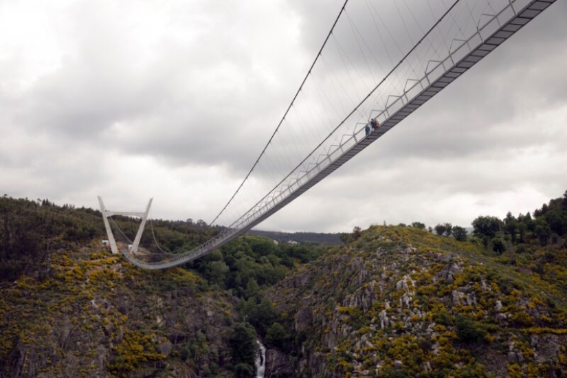 10 minutes over the abyss: Portugal's longest suspension bridge opened 10 minutes over the abyss: Portugal's longest suspension bridge opened