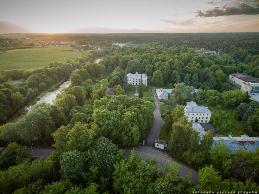 10 most beautiful estates of Russia to see every Russian at least once in life