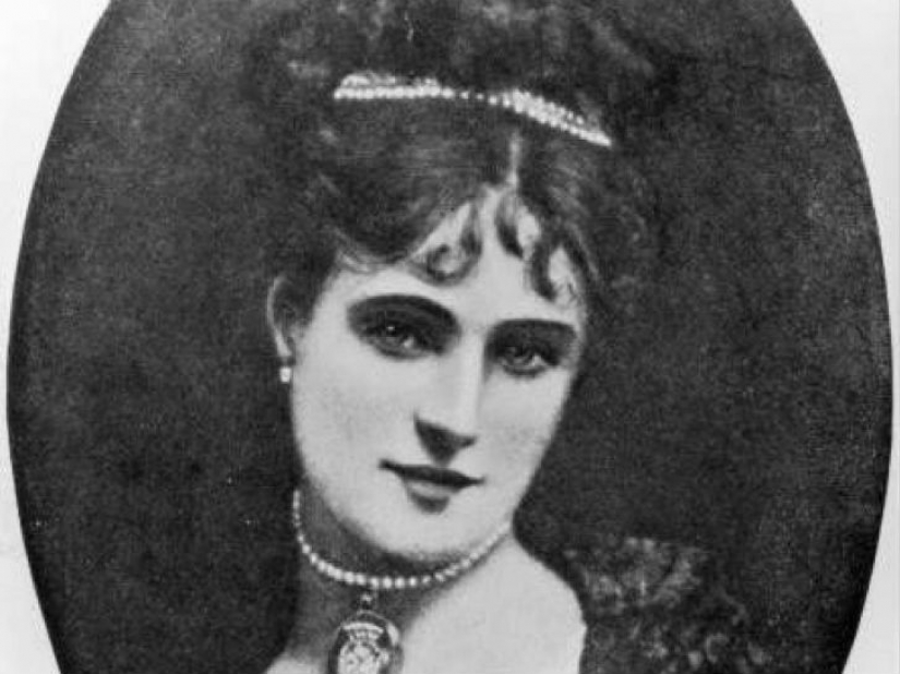 10 mujeres de virtud fácil, cuyos nombres están firmemente arraigados en la historia 10 mujeres de virtud fácil, cuyos nombres están firmemente arraigados en la historia