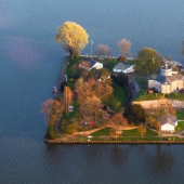 10 of the smallest populated Islands in the world