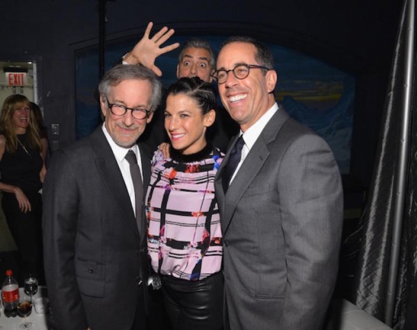 10 photobomb celebrities who you should see 10 photobomb celebrities who you should see