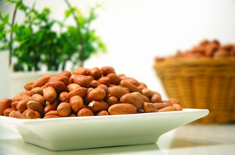 10 reasons why you should eat nuts 10 reasons why you should eat nuts