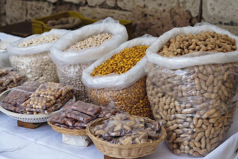 10 reasons why you should eat nuts 10 reasons why you should eat nuts