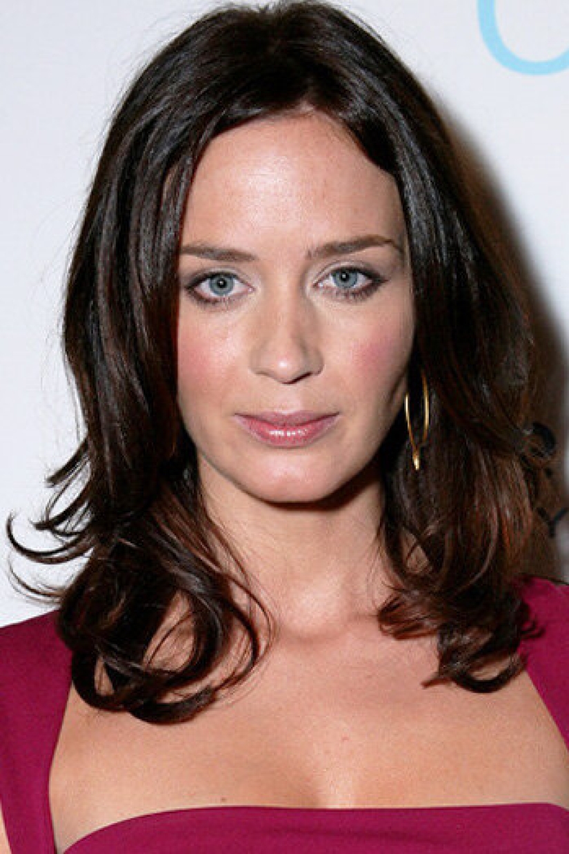 10 stars who have had chin plastic surgery 10 stars who have had chin plastic surgery