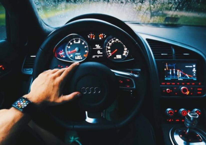 11 cosas más útiles con AliExpress que todo conductor debe tener en el coche