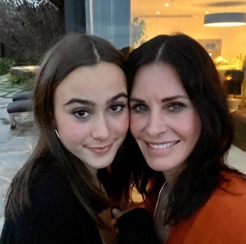 11 hijas de mujeres famosas que no como sus madres, pero tienen su encanto