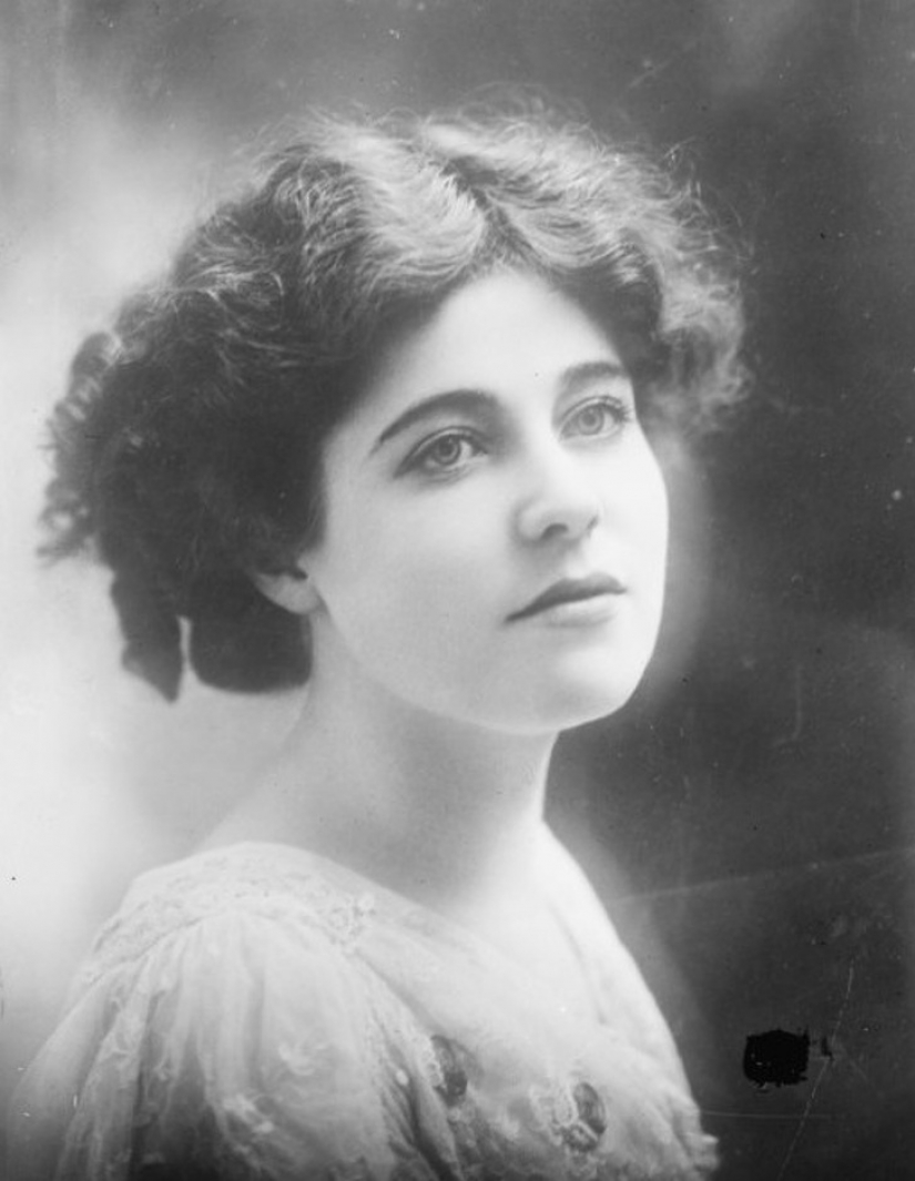 12 fotos que demuestran que la belleza de las generaciones anteriores es única 12 fotos que demuestran que la belleza de las generaciones anteriores es única