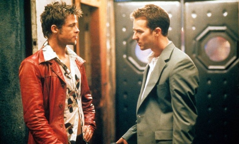 12 iconic outfits that remain in our memories to this day