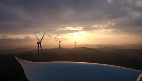 12 personas mostraron la otra cara de su trabajo 12 personas mostraron la otra cara de su trabajo