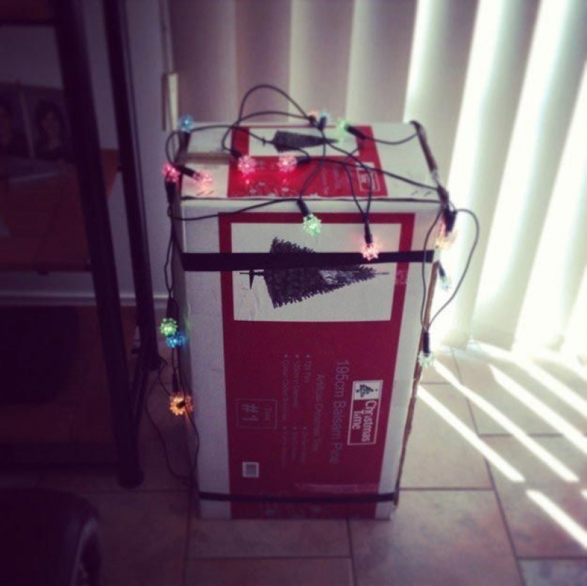 13 of the ugliest Christmas trees 13 of the ugliest Christmas trees