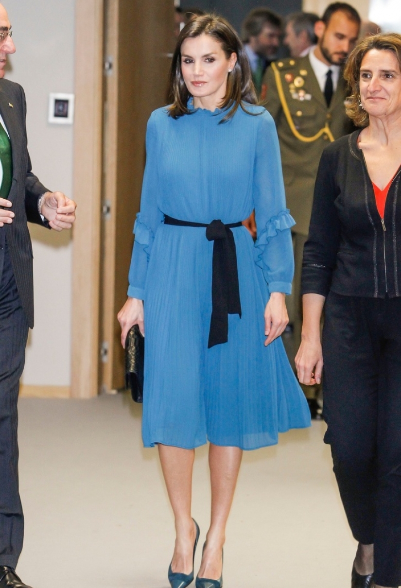 14 celebs who are not ashamed to wear cheap clothes and still look great