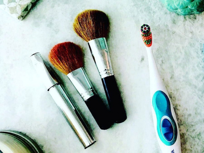 14 life hacks from airport employees that will make your next flight easier