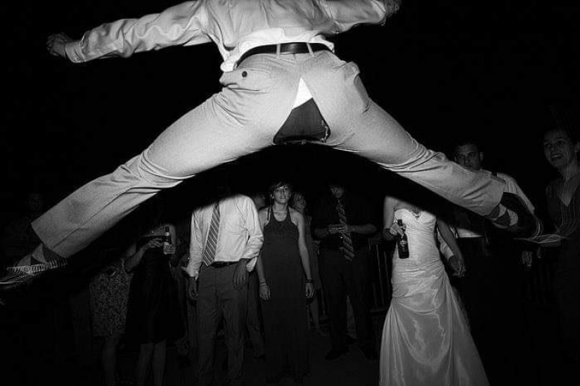 14 recién casados ​​que demostraron que las bodas perfectas solo ocurren en las películas