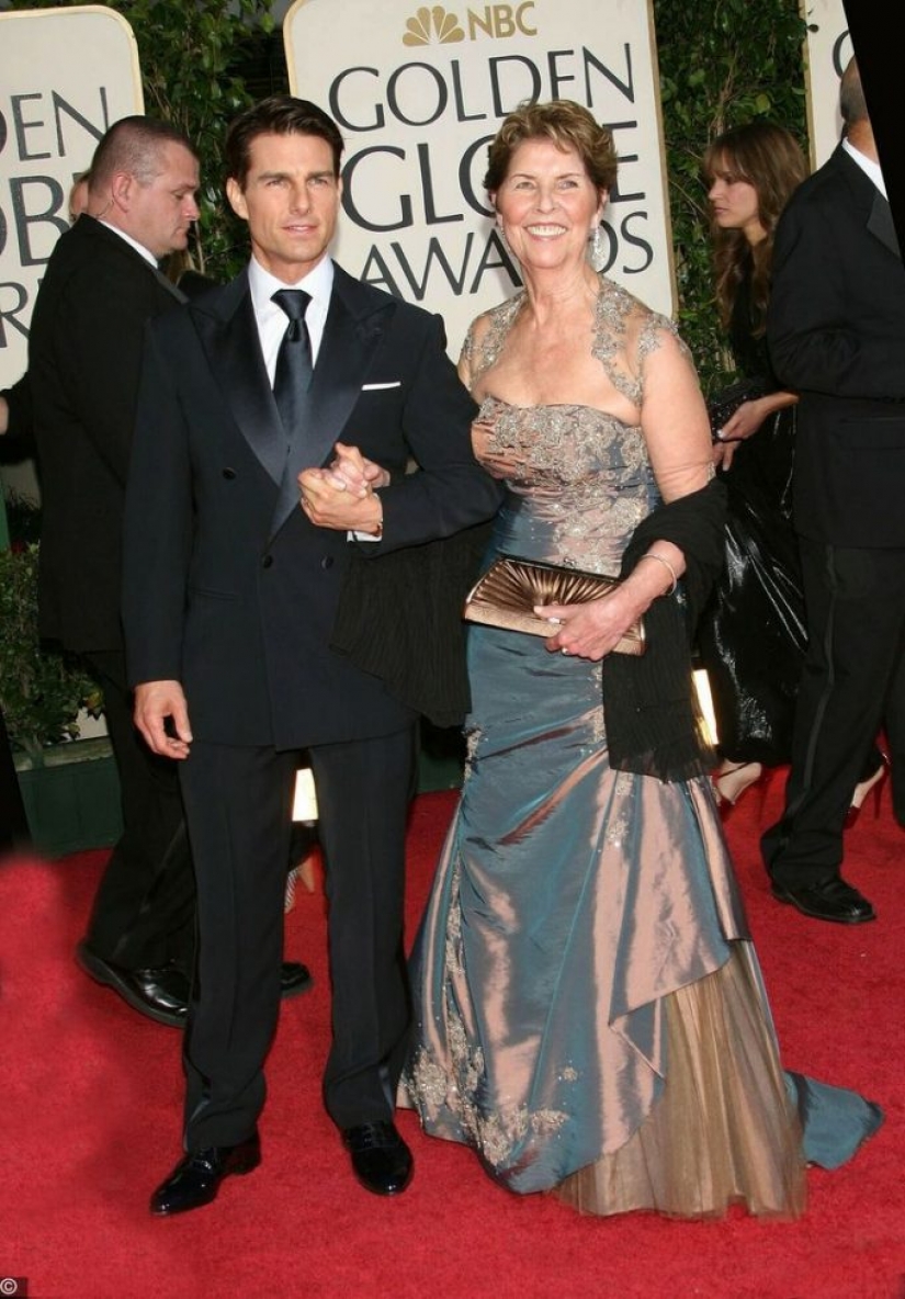 15 famous people who, despite their success, continue to show their mothers how much they love them 15 famous people who, despite their success, continue to show their mothers how much they love them