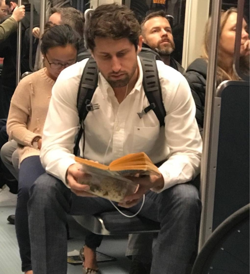 15 hot guys with books, or What is "love at first sight"