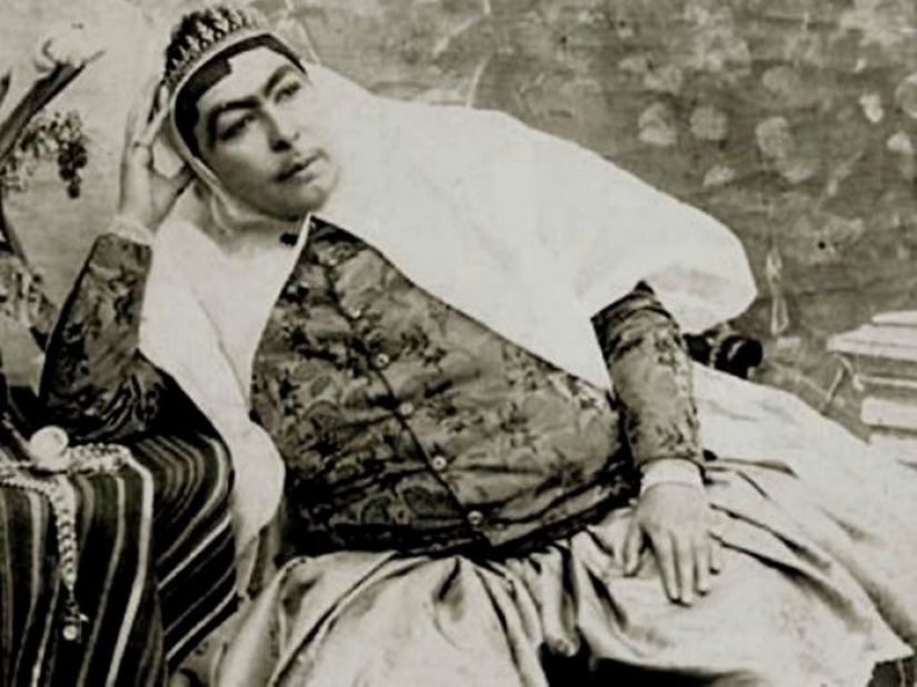 15 real photos of the Shah of Iran and his harem, in which there were almost 100 women 15 real photos of the Shah of Iran and his harem, in which there were almost 100 women