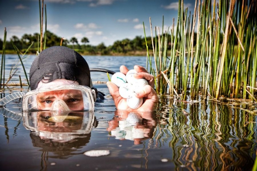 15 strange professions that pay very real money for them