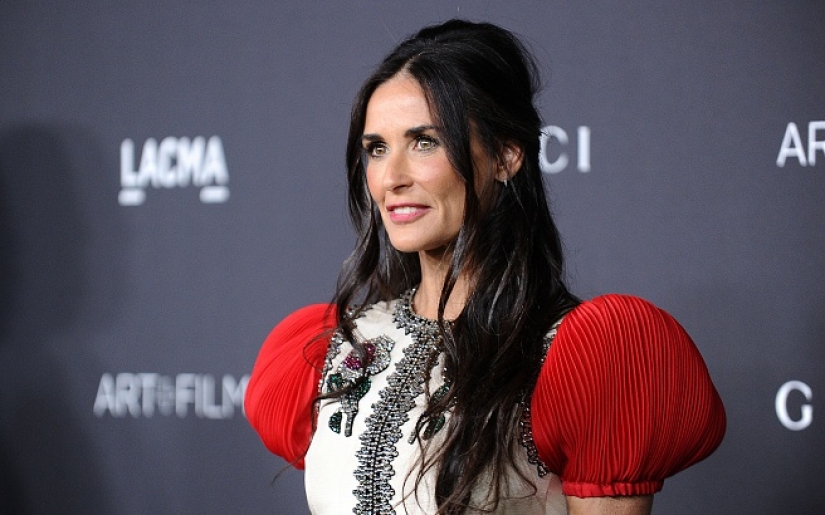 15 women "over 40" who still delight men of any age